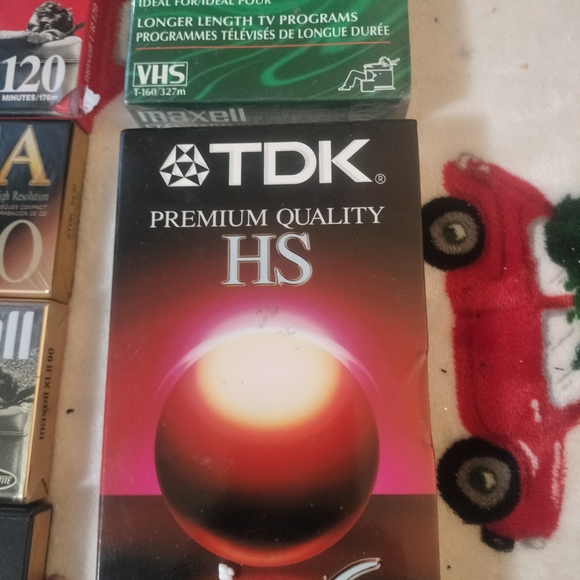 Maxell and TDK VHS And  Cassette Tape Collection 15 Pieces - Picture 2 of 5